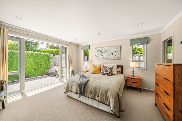 Photo of property in 13 Marua Palm Grove, Timberlea, Upper Hutt, 5018