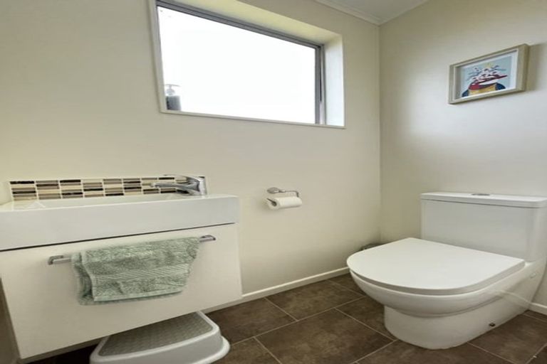 Photo of property in 5 Thurso Grove, Papakowhai, Porirua, 5024