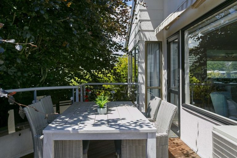 Photo of property in 25 Harvey Street, Waipahihi, Taupo, 3330