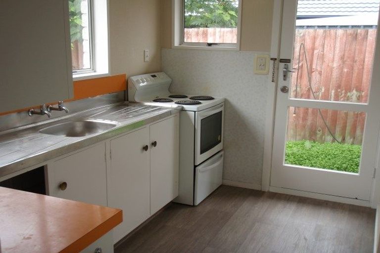 Photo of property in 3/50 Moffett Street, Islington, Christchurch, 8042