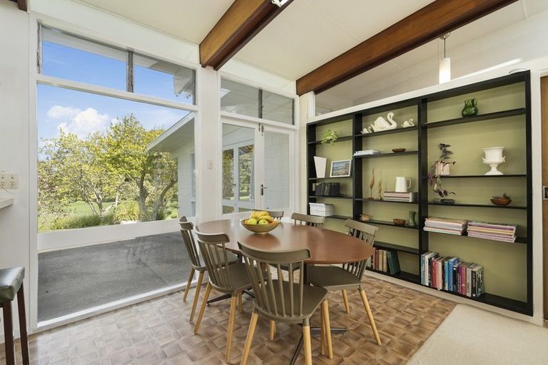 Photo of property in 96 Brightwater Terrace, Terrace End, Palmerston North, 4410