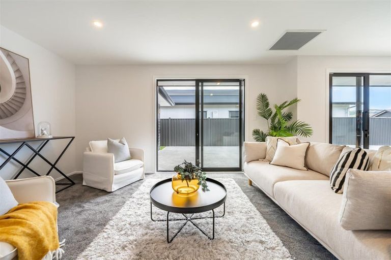 Photo of property in 29 Castletown Street, Wallaceville, Upper Hutt, 5018