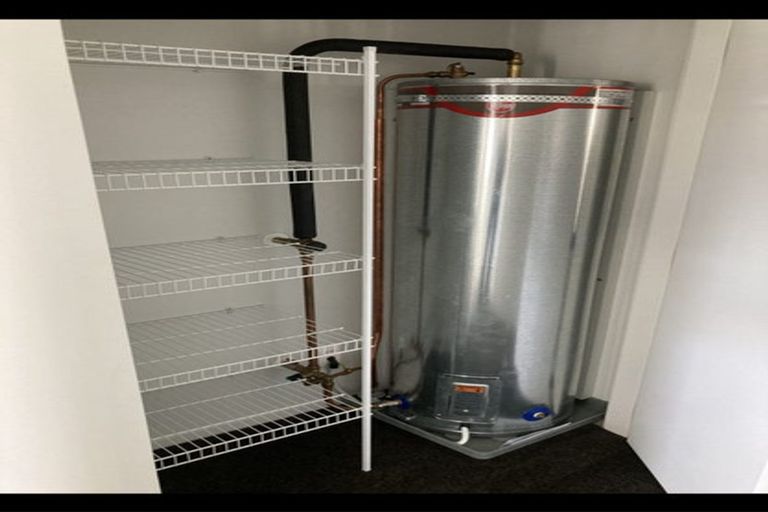 Photo of property in 7 Albatross Lane, Welcome Bay, Tauranga, 3112