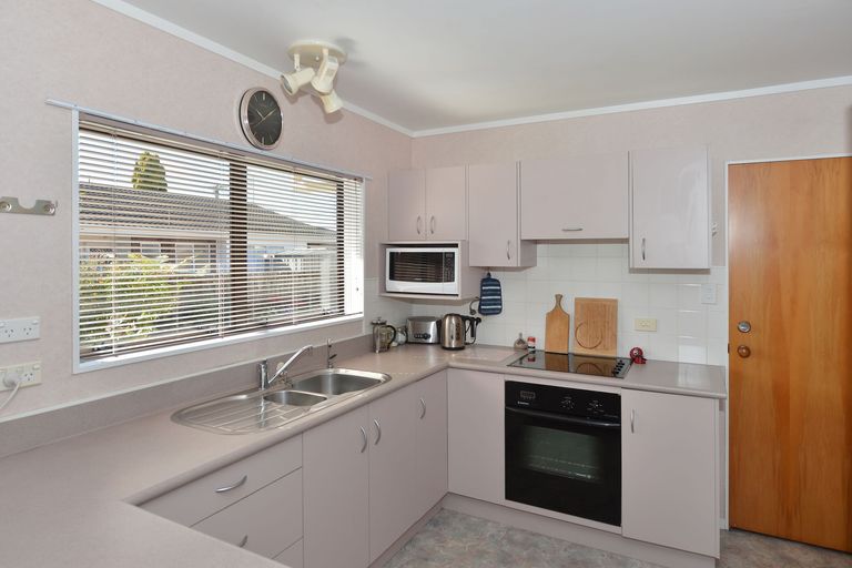 Photo of property in 9 Lilian Street, Te Kamo, Kamo, 0112