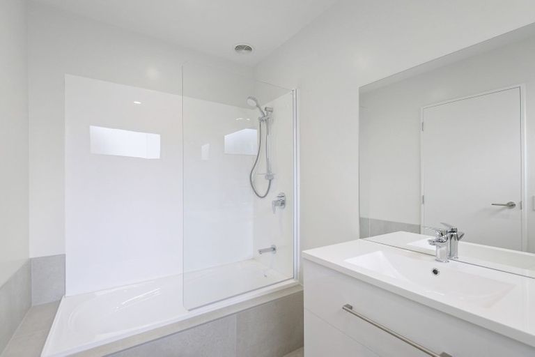 Photo of property in 3/61 Marshland Road, Shirley, Christchurch, 8061