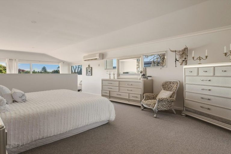 Photo of property in 198 Oceanbeach Road, Mount Maunganui, 3116