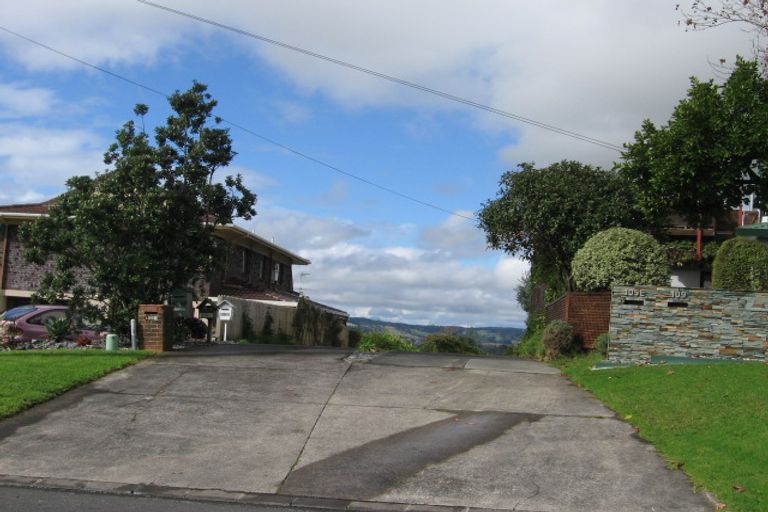 Photo of property in 2/109a Pah Road, Cockle Bay, Auckland, 2014