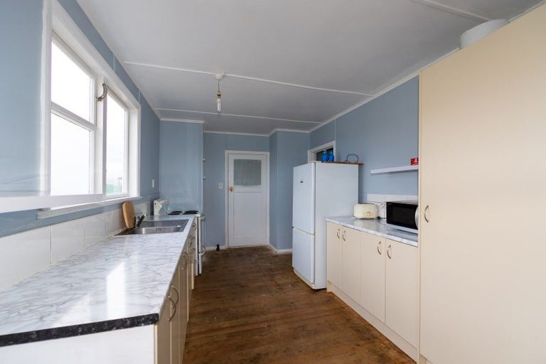 Photo of property in 36 Curling Crescent, Onekawa, Napier, 4110