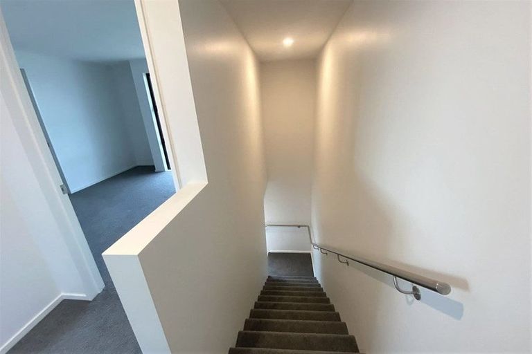 Photo of property in 2/233 Edgeware Road, Edgeware, Christchurch, 8013