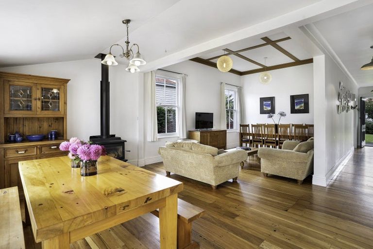 Photo of property in 35 Victoria Street, Masterton, 5810