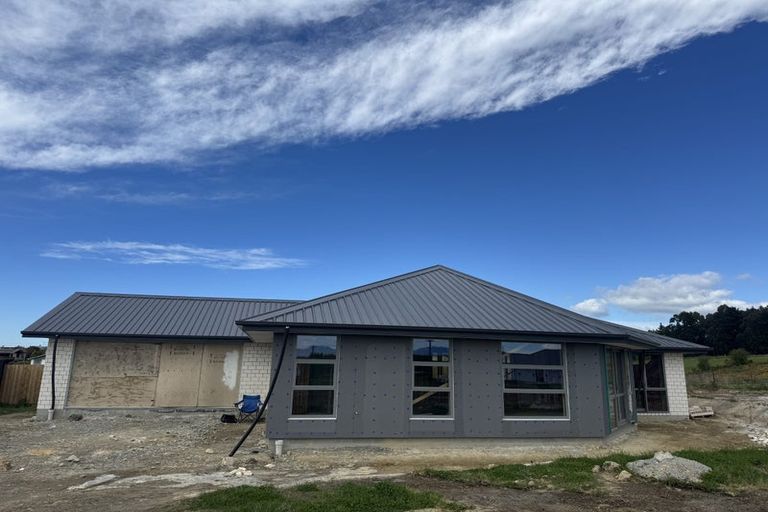 Photo of property in 11 Winston Place, Oceanview, 7910