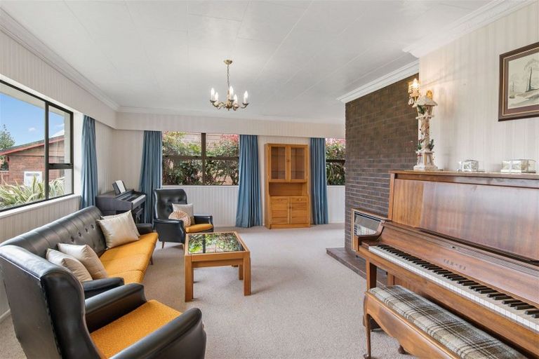 Photo of property in 69 Highbury Drive, Levin, 5510