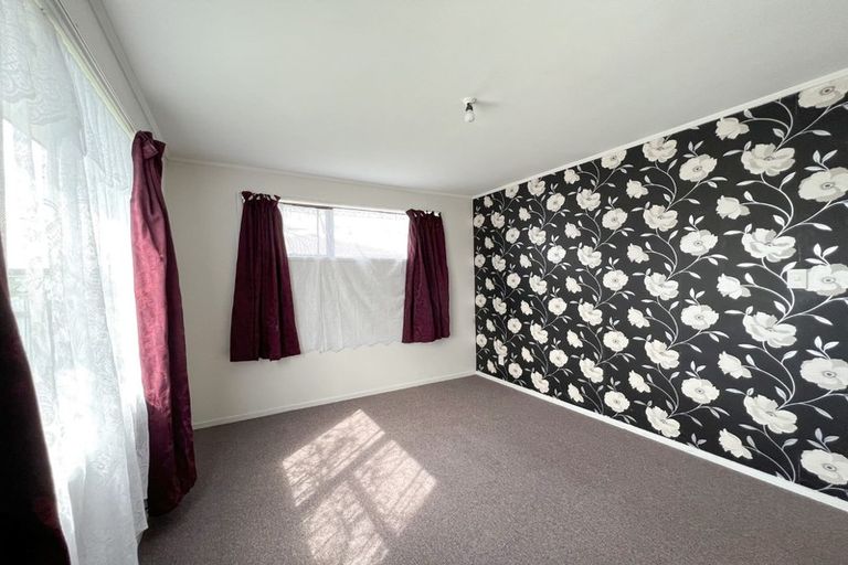 Photo of property in 9 Adel Place, Weymouth, Auckland, 2103