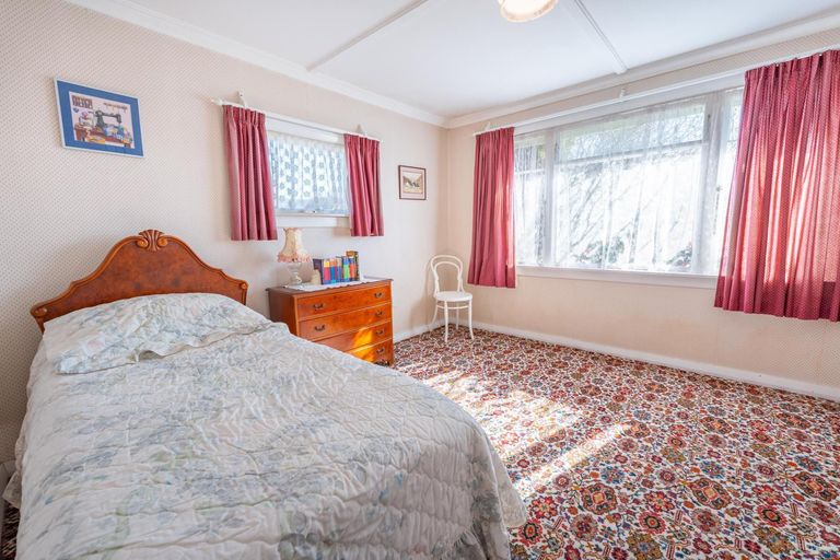 Photo of property in 25 Hughes Street, Waimate, 7924