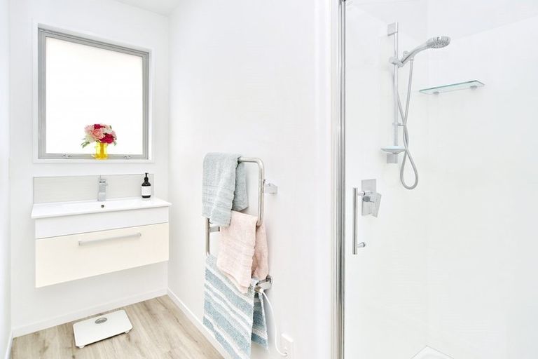 Photo of property in 1/10 Stacey Place, Woolston, Christchurch, 8062