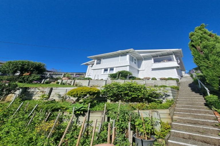 Photo of property in 50a The Parade, Island Bay, Wellington, 6023