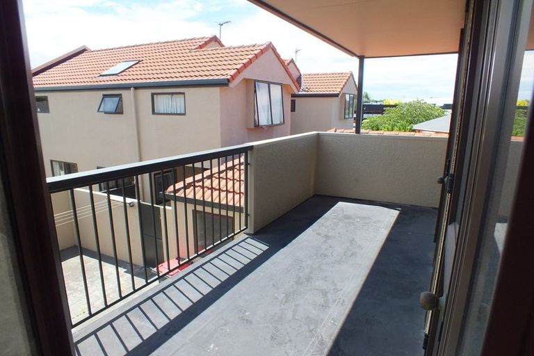 Photo of property in 3/9 Nelson Street, Riccarton, Christchurch, 8011