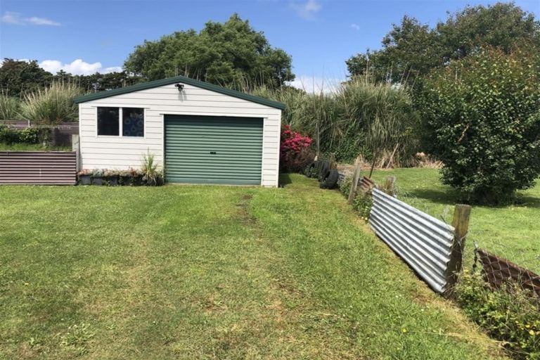 Photo of property in 6 Huntly Street, Foxton, 4814