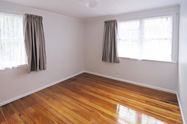 Photo of property in 24 Fergusson Street, Solway, Masterton, 5810