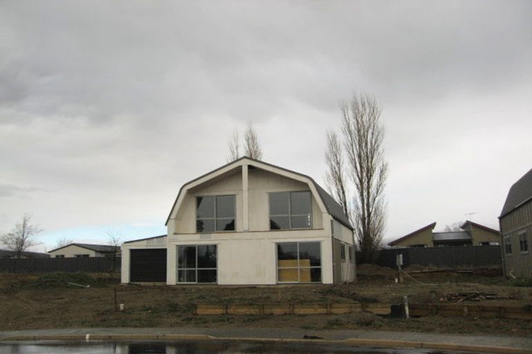 Photo of property in 9 Austral Place, Cromwell, 9310