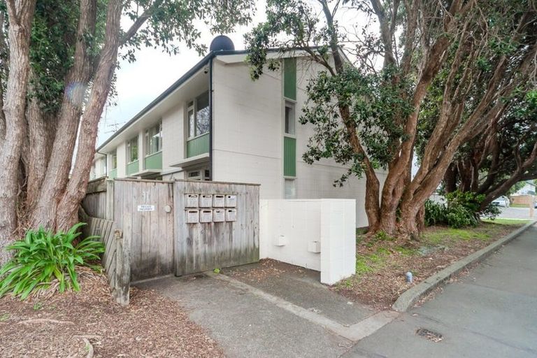 Photo of property in 11a Britannia Street, Petone, Lower Hutt, 5012