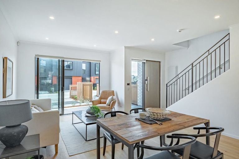 Photo of property in 3 Te One Place, Belmont, Auckland, 0622