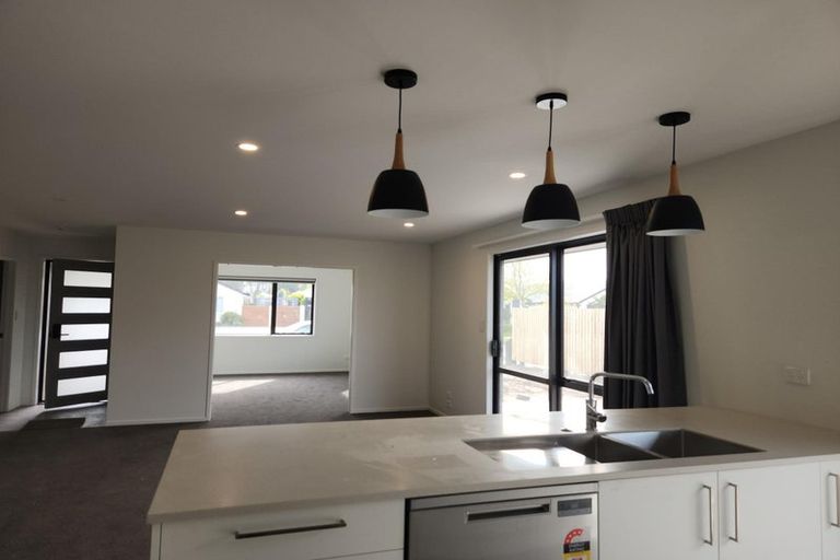 Photo of property in 43 Ellesmere Street, Marshland, Christchurch, 8083