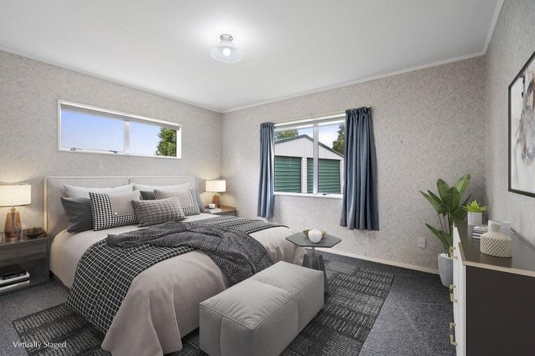 Photo of property in 105 Hillcrest Drive, Kelvin Grove, Palmerston North, 4414