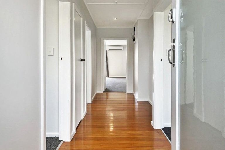 Photo of property in 29 Seddon Crescent, Marewa, Napier, 4110