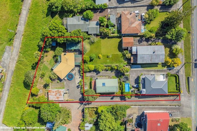 Photo of property in 438 Don Buck Road, Massey, Auckland, 0614