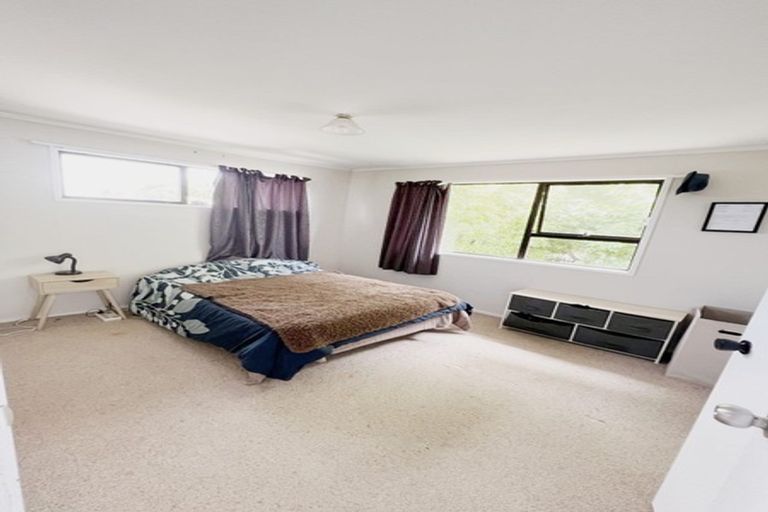 Photo of property in 28 Maugham Drive, Bucklands Beach, Auckland, 2014