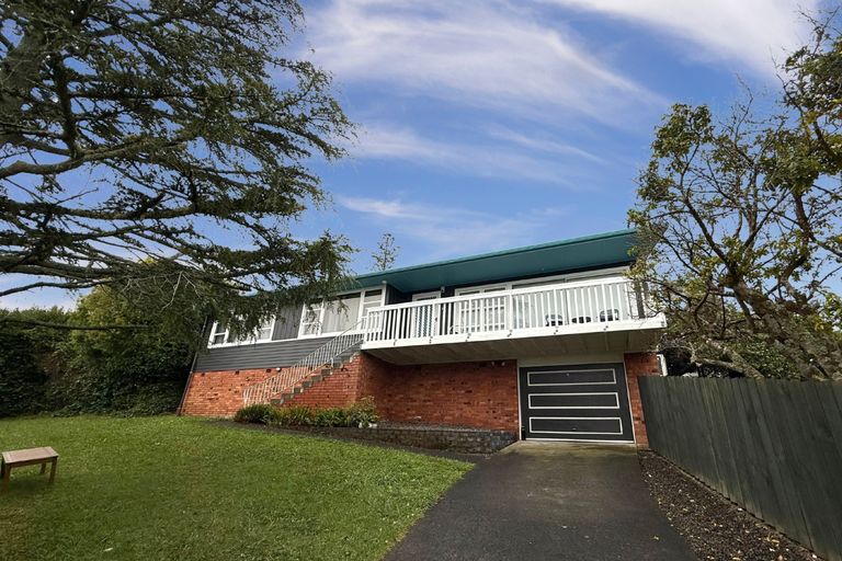 Photo of property in 5 Hartley Terrace, Massey, Auckland, 0614