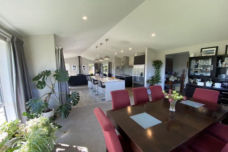 Photo of property in 26 Lacebark Drive, Kinloch, Taupo, 3377