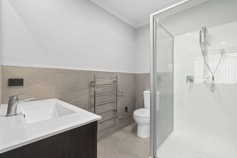 Photo of property in 20 Taukari Road, Takanini, 2112