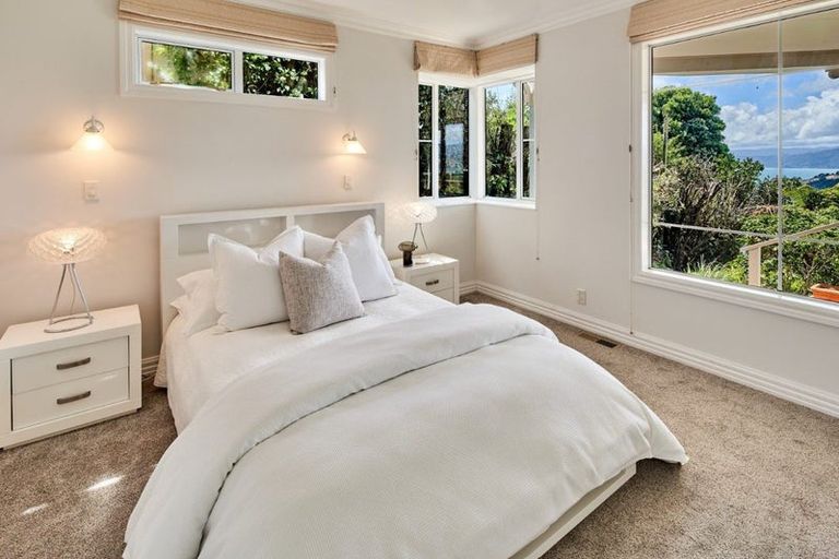 Photo of property in 4 Robieson Street, Roseneath, Wellington, 6011