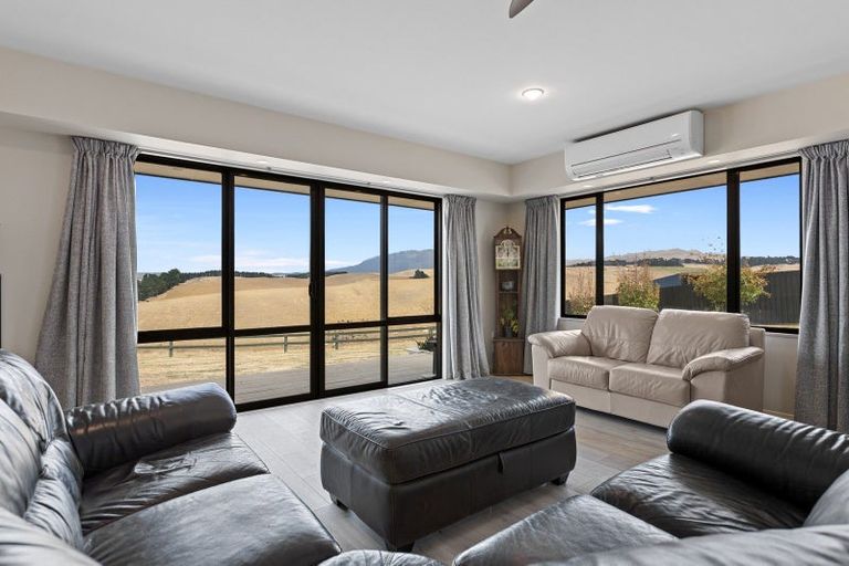 Photo of property in 195 Mound Road, Broomfield, 7482