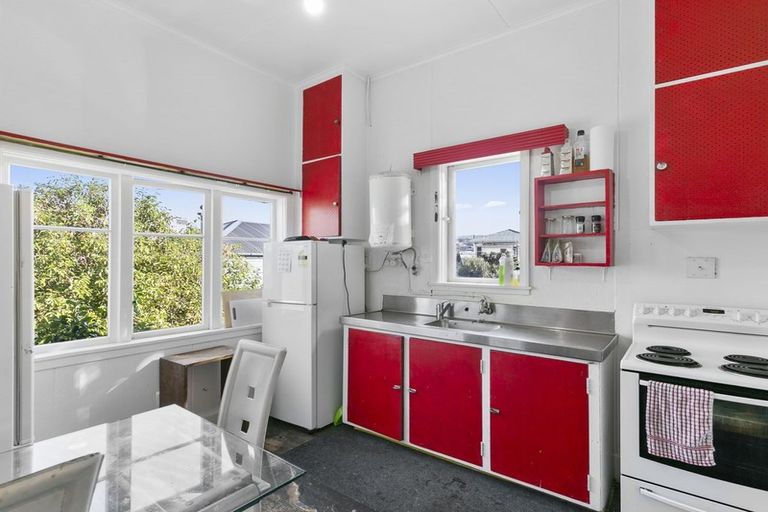 Photo of property in 60 Roxburgh Street, Mount Victoria, Wellington, 6011