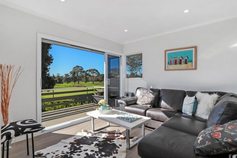 Photo of property in 35 Marnane Terrace, St Andrews, Hamilton, 3200