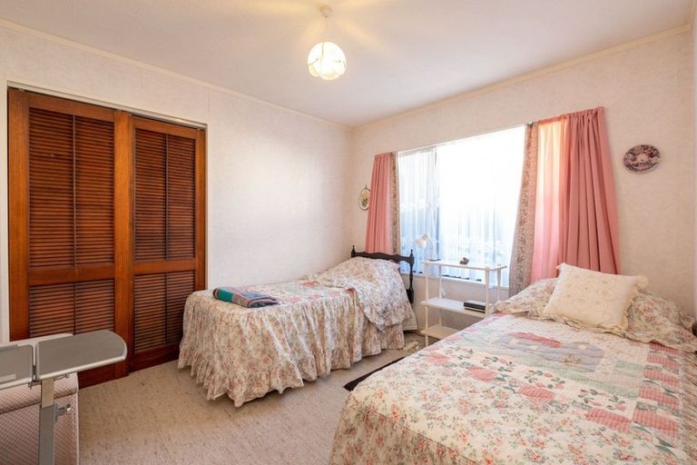 Photo of property in 36 Otatara Road, Taradale, Napier, 4112