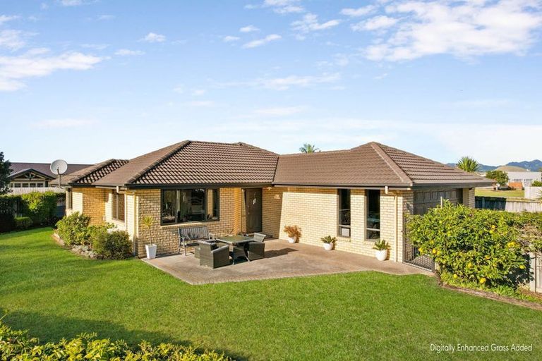 Photo of property in 106 Benjamin Place, Matarangi, Whitianga, 3592