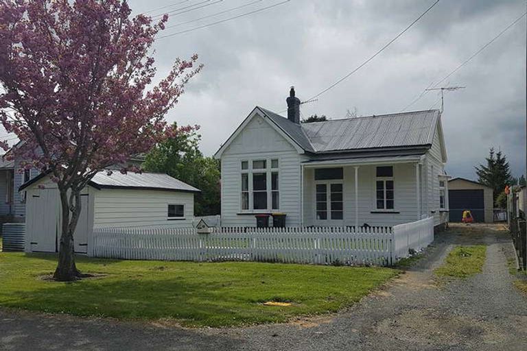 Photo of property in 10 Katrine Street, Otautau, 9610