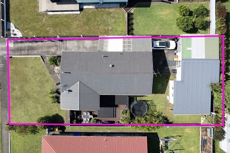 Photo of property in 34 Clifton Drive, Waitara, 4320