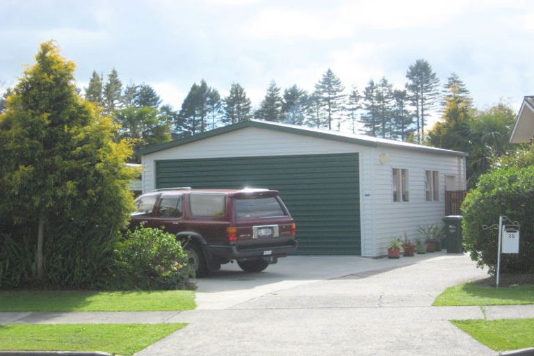 Photo of property in 25 Puriri Crescent, Edgecumbe, 3120