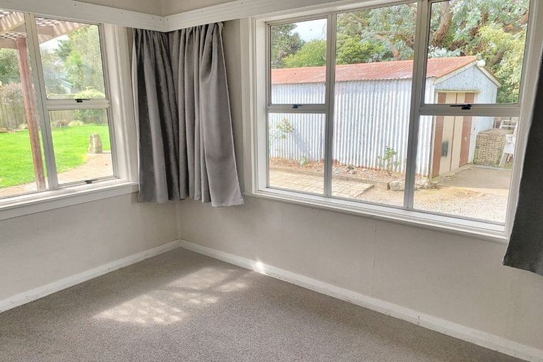 Photo of property in 6 Smith Street, Dannevirke, 4930