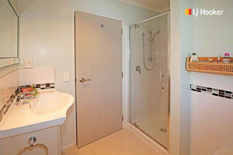 Photo of property in 7 Holm Avenue, Broad Bay, Dunedin, 9014