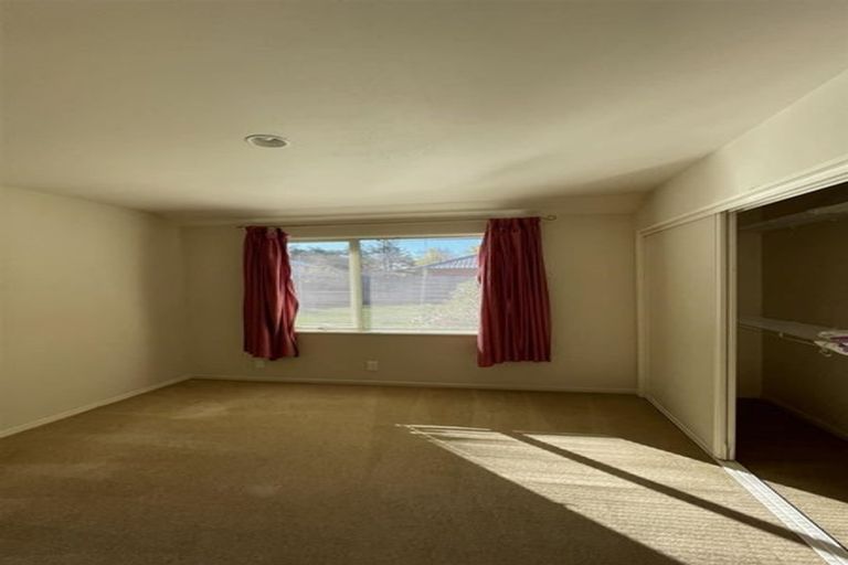 Photo of property in 4 Coppinger Terrace, Aidanfield, Christchurch, 8025