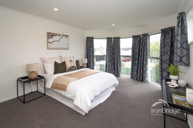 Photo of property in 8 Bottle Lake Drive, Parklands, Christchurch, 8083
