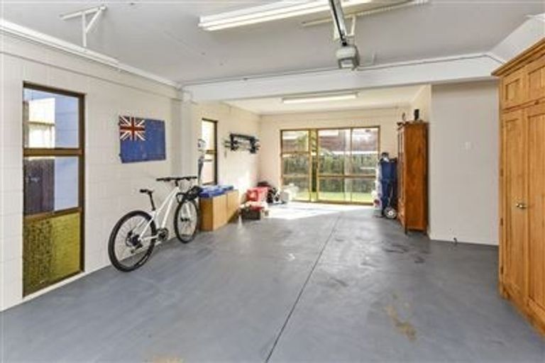 Photo of property in 16b Sydney Street, Hauraki, Auckland, 0622