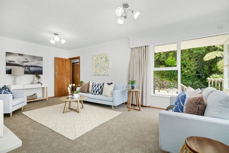 Photo of property in 12 Pembroke Street, Tawa, Wellington, 5028