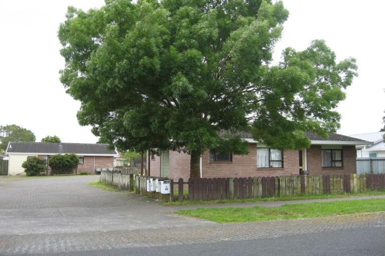 Photo of property in 40 Station Road, Takanini, 2112
